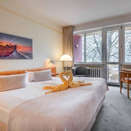 Hotel Wald Und See Heringsdorf  Buitenkant foto