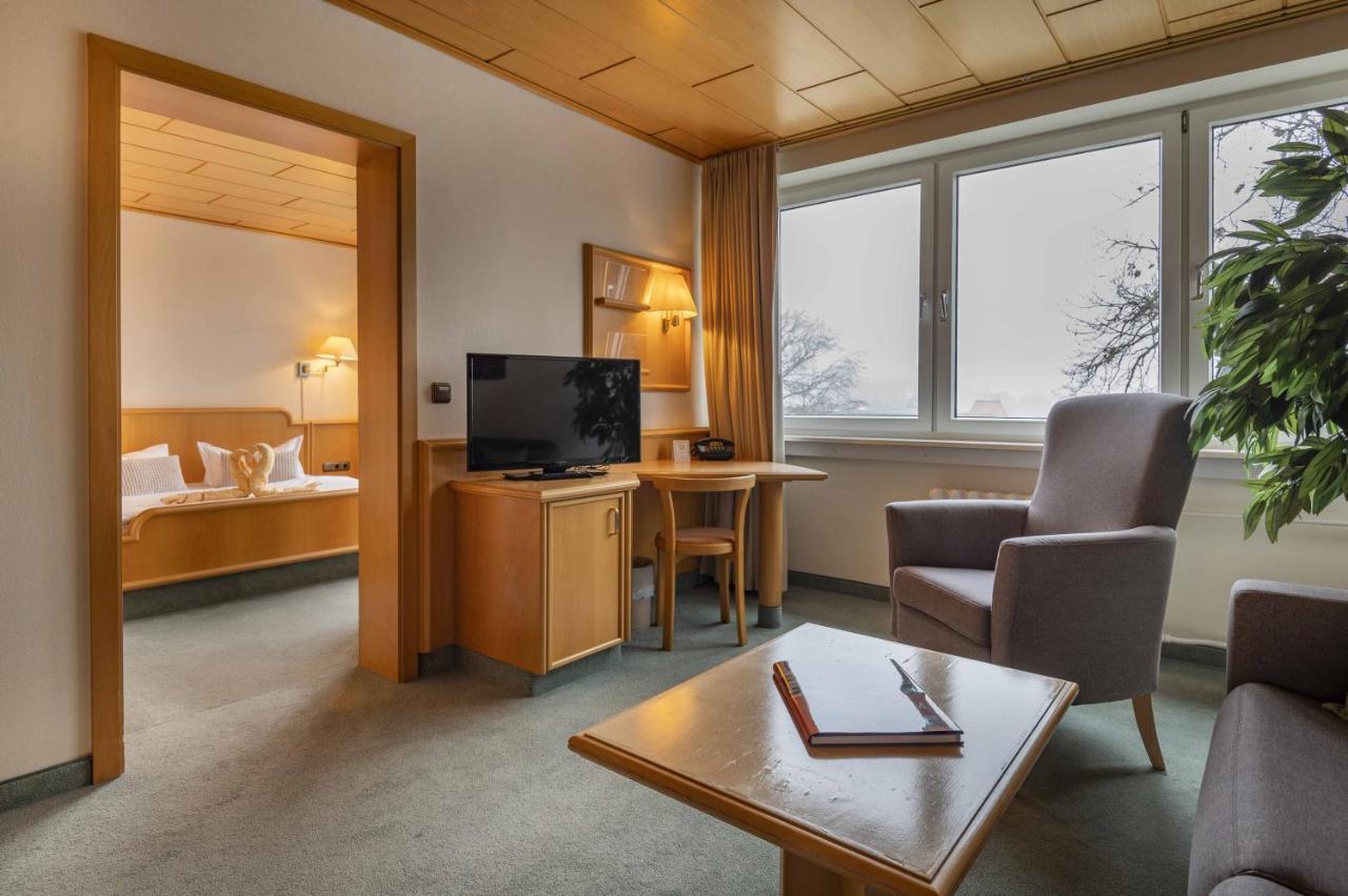 Hotel Wald Und See Heringsdorf  Buitenkant foto