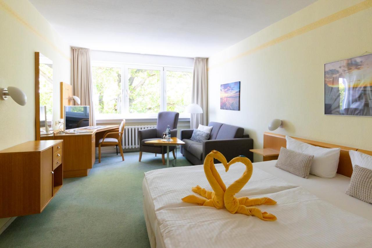 Hotel Wald Und See Heringsdorf  Buitenkant foto